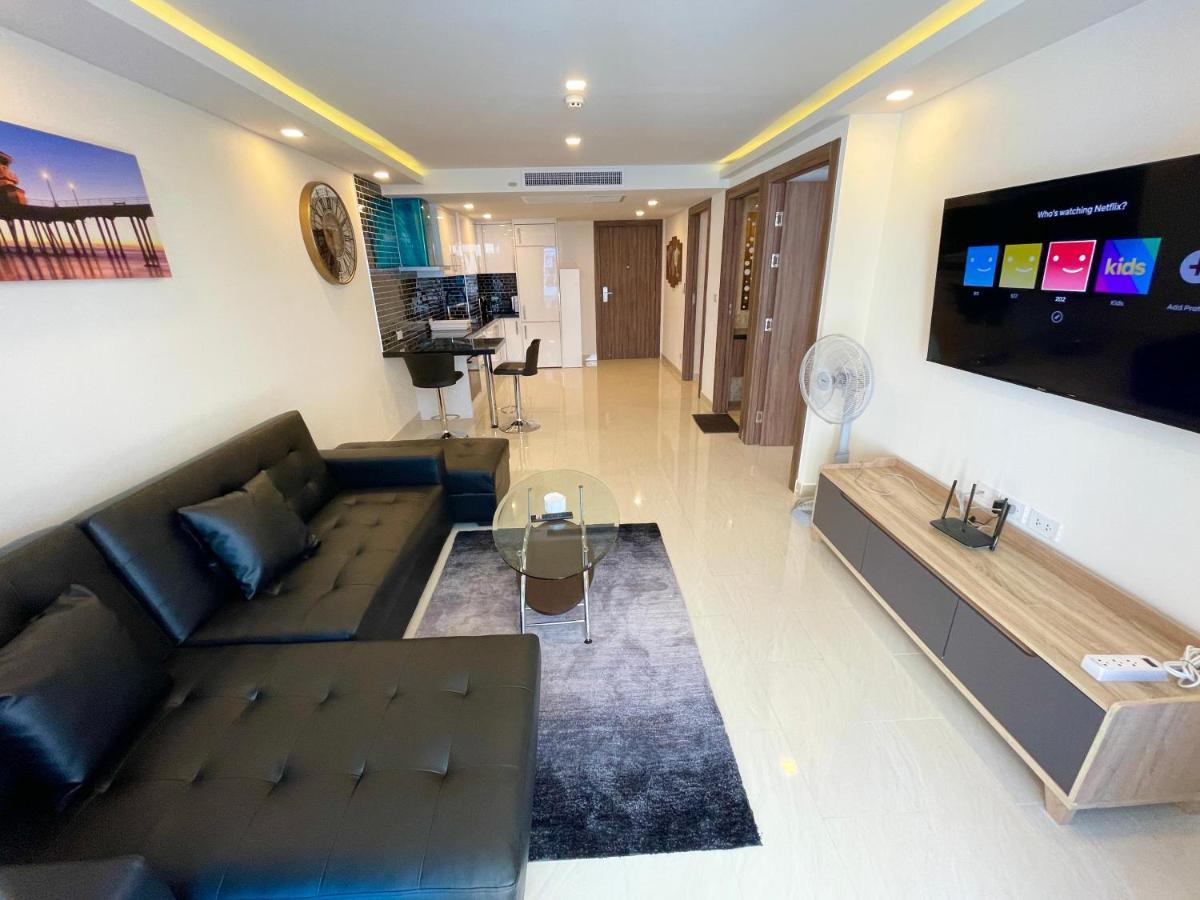 Appartement Large Luxury, Pool View, Grand Avenue, E202 Pattaya